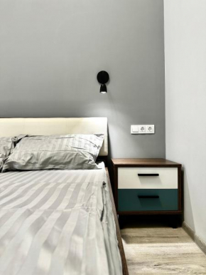 Designers' 1 Bedroom Apartment near Gulliver